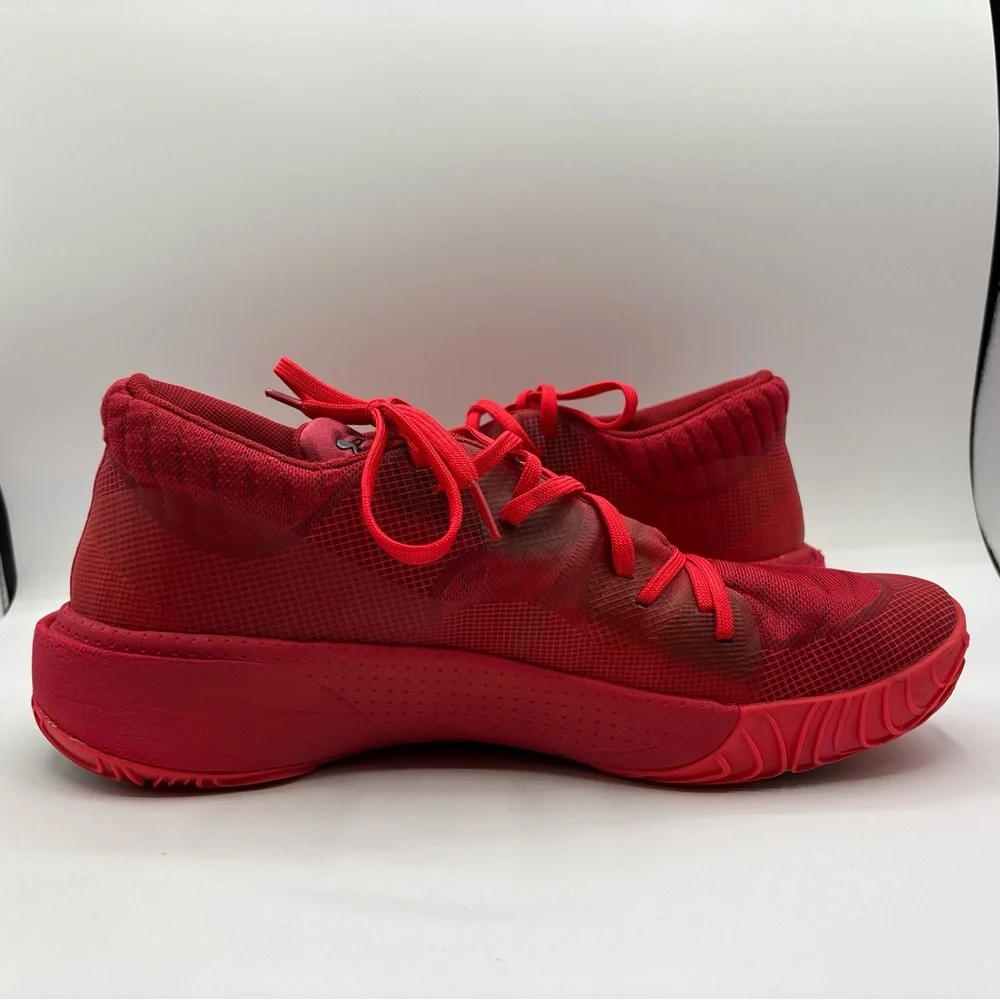 Under Armour Anatomix Spawn Red Men’s 3021263-603‎ Size 13 Basketball Shoes